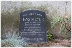 Grabstein von Hans Meyer auf dem Sdfriedhof Leipzig, III. Abteilung bersetzung: Unerschrocken wollen wir voranschreiten